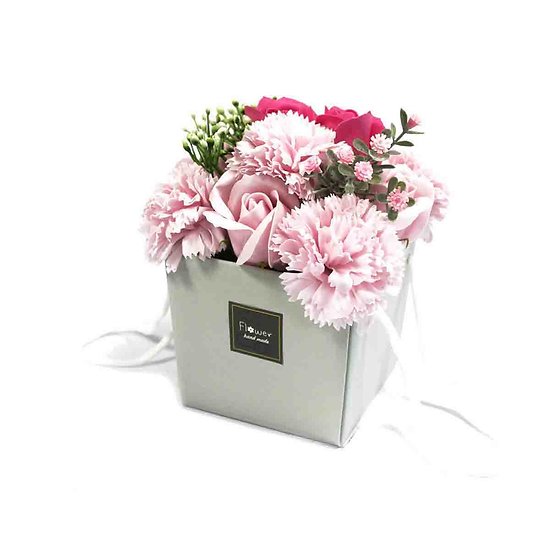 Bouquet de fleurs en savon Rose avec roses et oeillets sac cadeau