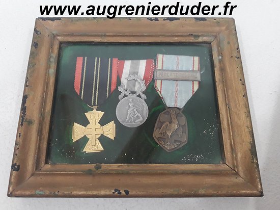 Cadre médailles France wwII