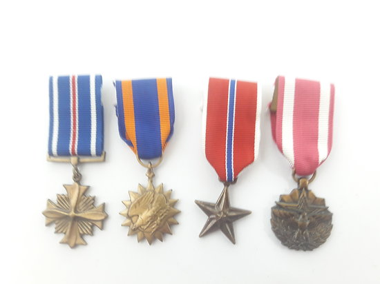 lot médailles miniatures ww2 USA