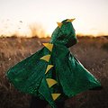 Cape deguisement enfant Dragon verte - 2/3 ans