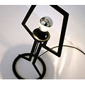 OUTLINE TABLE LAMP