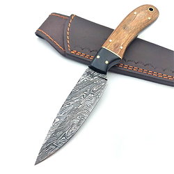 BNB142107 BuckNBear Utility Hunter Damascus Blade 256 Layers Olive Wood Handle Leather Sheath