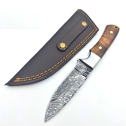 BNB137198 Buck N Bear Classic Hunter Knife 256 Layers Damascus Blade Walnut Wood Handle Leather Sheath