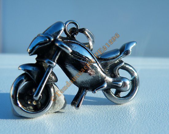 Pendentif Argenté Pur acier Inoxydable Moto Motard Biker Cross + Chaine Cadeau