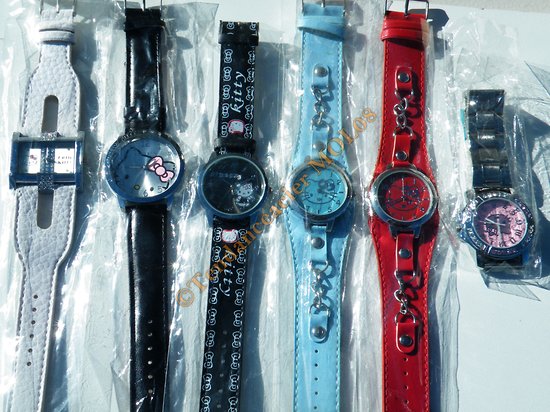 LOT 6 MONTRES DIFFERENTES HELLO KITTY SPECIAL MODE FEMME FILLE ACIER CUIR