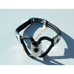 Bracelet Acier Inoxydable et Caoutchouc Silicone Plaque Découpé 3 Boules de Feu Tribal 21 cm