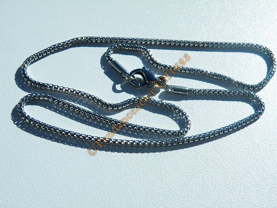Chaine Fine Serpentine 3 Dimensions Pur Acier Inoxydable 2 mm