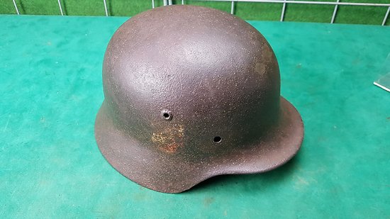Coque de casque allemand M35 double insigne