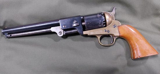 Revolver Colt 1851 calibre 36