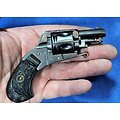 Revolver miniature bulldog puppy 5.5mm