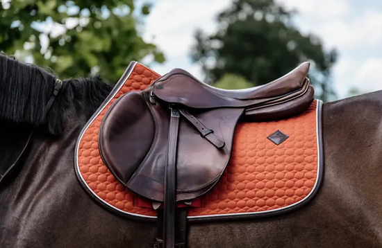 Tapis de selle Classic Leather jumping KENTUCKY  