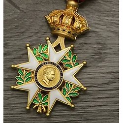 Médaille de la Légion d'honneur dorée- HONNEUR ET PATRIE - Empereur Napoléon 