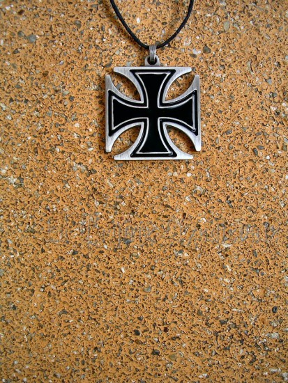 Pendentif croix Croix teutonique