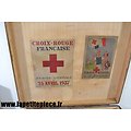 Ensemble croix rouge Française WW2  pour reconstitution