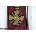 Croix de Guerre 1914-1918 avec citation et boite