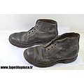 Brodequins cuir anciens. Taille 41