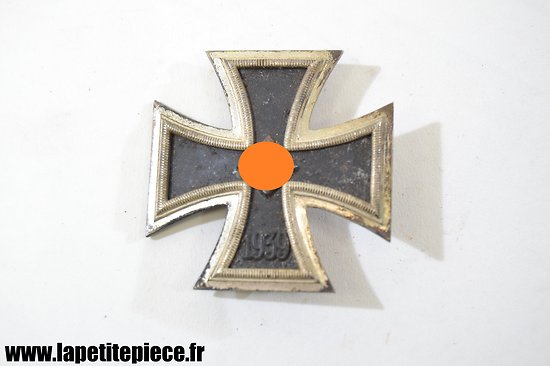 Médaille Allemande - Croix de fer de 1ere classe 1939 code 26 -  B. H. Mayer Kunstprägeanstalt