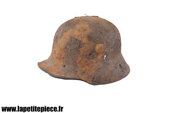 Coque de casque Allemand modèle 1918 M18 - pièce de terrain 
