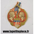 Broche de journée 14 Juillet 1917 PARIS, Lafayette / Washington. Lapina Paris