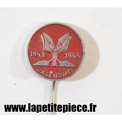 Broche souvenir de la libération du Camp JASENOVAC 1941-1945 (Croatie)
