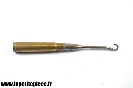 Artisanat de tranchée - balle crochet tire botte - Première Guerre Mondiale