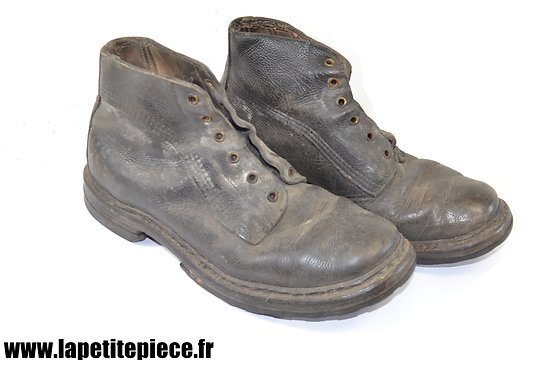 Brodequins cuir anciens. Taille 41