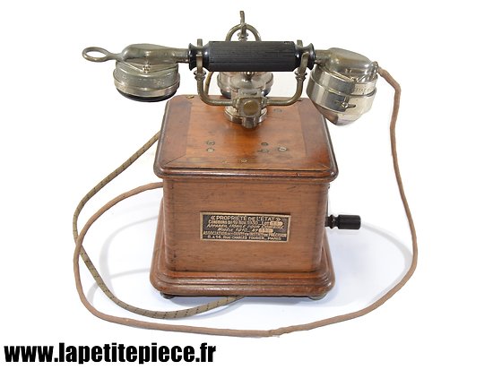 Téléphone civil modèle 1910, fabrication de 1931.