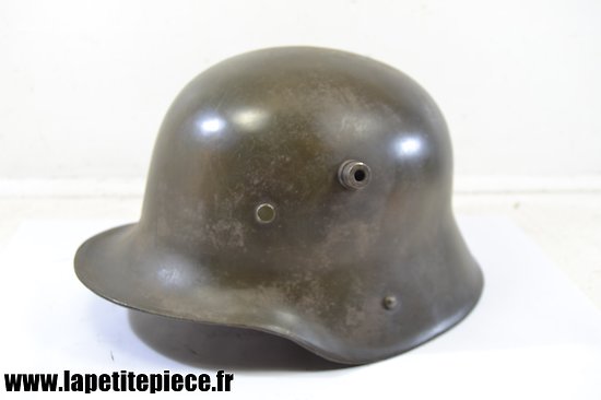 Repro casque Allemand modèle 1916 - reconditionné et patiné.