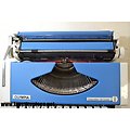Machine à écrire Olympia Traveller de Luxe - bleue