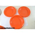 Lot assiettes en plastique, blanc et orange. Voluform. Années 1960 - 1970