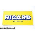 Plaque publicitaire RICARD "en vente ici", tôle lithographiée 15cm x 30cm