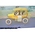 Miniature TINTIN AU CONGO avec voiture. Hergé-Moulinsart