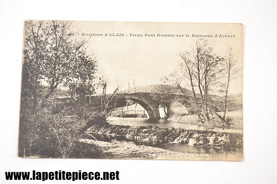 Alais - environs d'Alais, vieux pont romain sur le ruisseau d'Avènes
