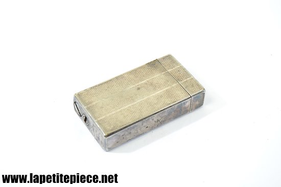 Briquet en métal argenté Colibri moletric 88 