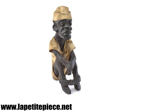 Statuette en ébène esclave africain