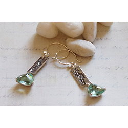 Boucles d'oreille "Feuillage d'eau" en argent 925 et cristal vert, bijou tendance et country, bijou pour femme