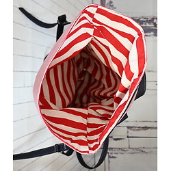 Grand sac à dos Roll-top en bleu, rouge et blanc, sac grande capacité
