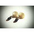 Boucles d'oreille clous dorés "Piastre or et noir", bijou féminin design