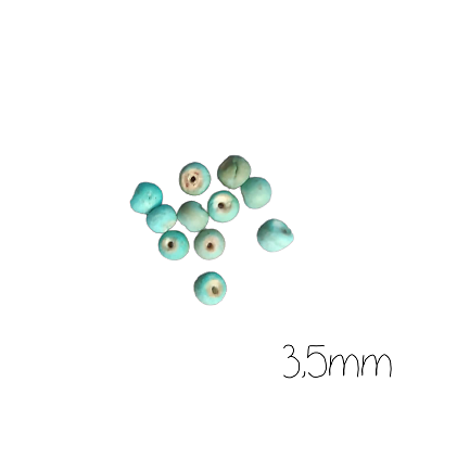 20 mini perles en bois turquoise clair 3,5mm