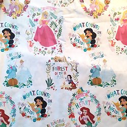 Drap de maternelle / serviette de cantine en coton  - imprimé Princesses Disney