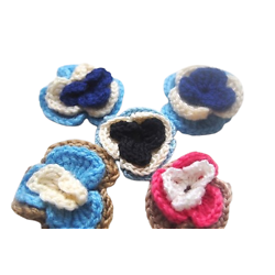 Lot 3 - 5 grandes fleurs crochetées en laine / coton perlé multicolores faites main