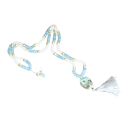 Sautoir - Collier mala en aigue-marine, agates ivoire et perles en pierres dorées, pendentif en turquoise et pompon de soie grise