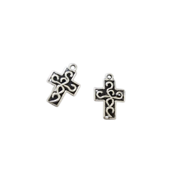 2 breloques croix catholique ajourée en métal argenté 19x13mm