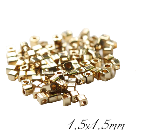 10 perles cube en laiton doré 1,5x1,5mm