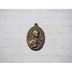 Grande médaille ovale Ste Thérèse en métal couleur bronze 30x19mm