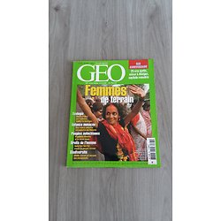 GEO n°303 mai 2004  Femmes de terrain: 46 combats/ Arundhati Roy/ Abidjan, 25 ans après/ Bagnes de Guyane/ Le zoo de Jersey/ Caravanes de bambou
