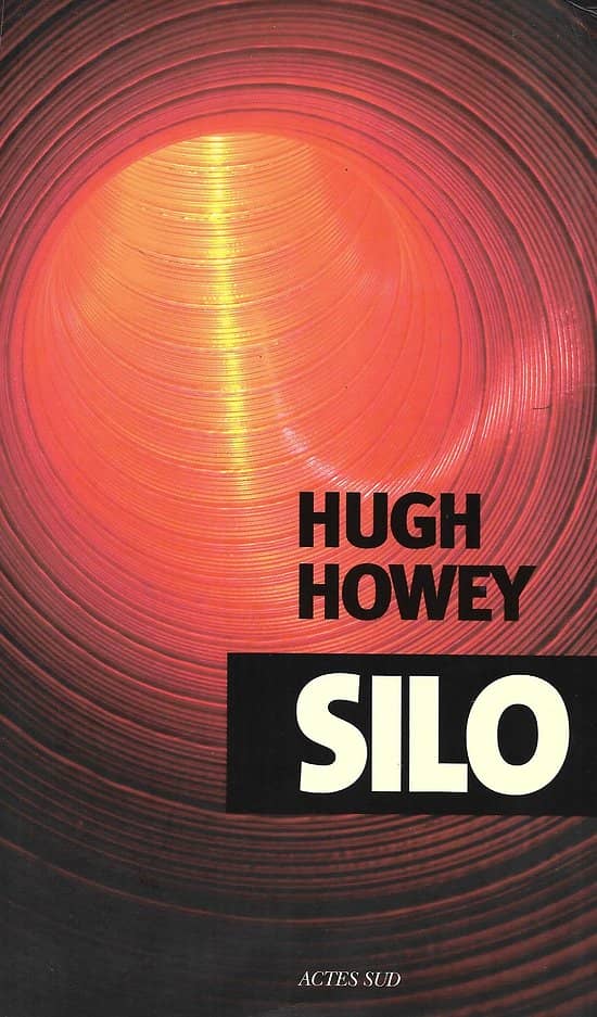 "Silo" Hugh Howey/ Bon état/ Livre grand format