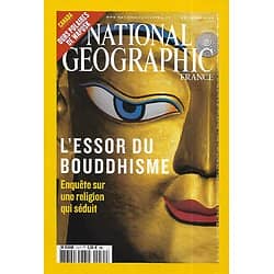 NATIONAL GEOGRAPHIC n°75 décembre 2005  L'essor du bouddhisme/ Canada: havre menacé des ours polaires/ L'aide humanitaire/ Le téléscope Spitzer