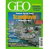 GEO n°302 avril 2004  Scandinavie, l'échappée nordique/ Katmandou/ Fleuve Paraguay/ Le samouraï anglais/ Les Sikhs/ Road-movie en Europe