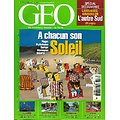 GEO n°318 août 2005  Dossier: A chacun son soleil/ Peterhof, le Versailles russe/ Languedoc-Roussillon, l'autre Sud/ Canal de Madagascar